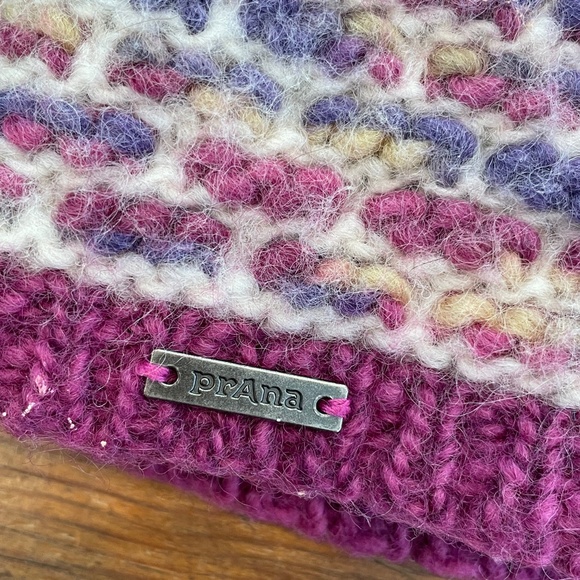 Prana Winter Head Wrap - Picture 2 of 5